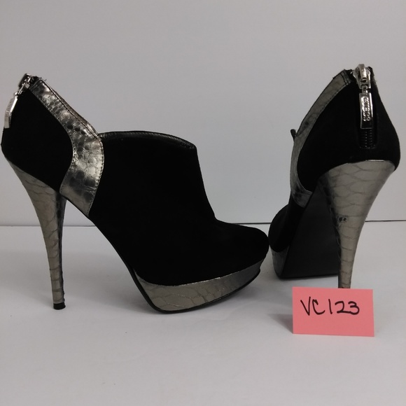 Guess Shoes - Guess Black faux suede & silver platform heel 7.5